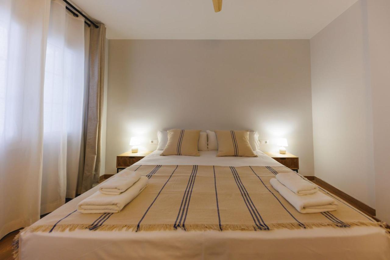 Bravissimo Figuerola, Spacious 3-Bedroom Apartment Girona Exterior photo