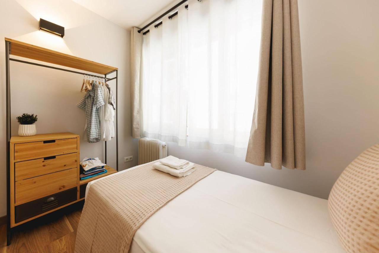 Bravissimo Figuerola, Spacious 3-Bedroom Apartment Girona Exterior photo